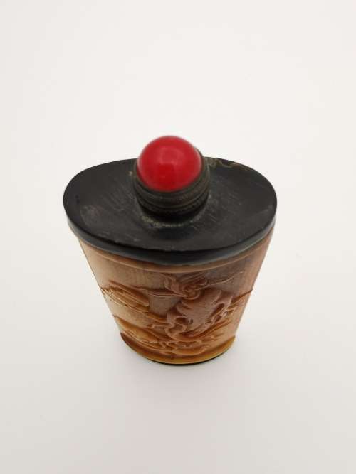 Old Chinese Cattle bone snuff bottle