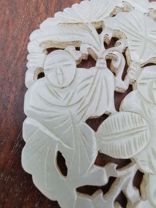 Antique Chinese Late 19th century Hotan jade carving