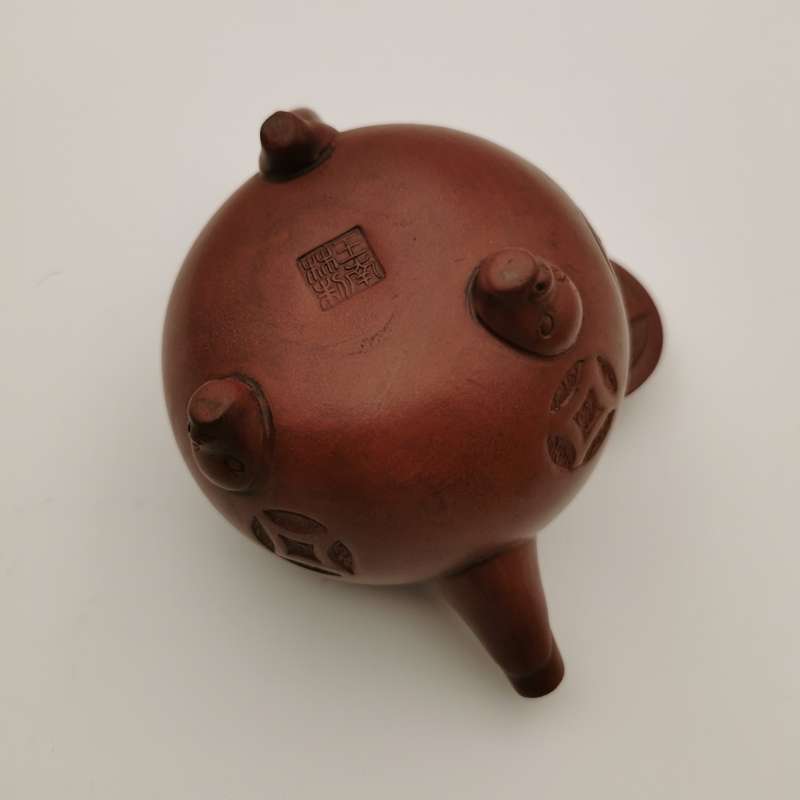 VINTAGE YIXING ZISHA CHINESE TEAPOT