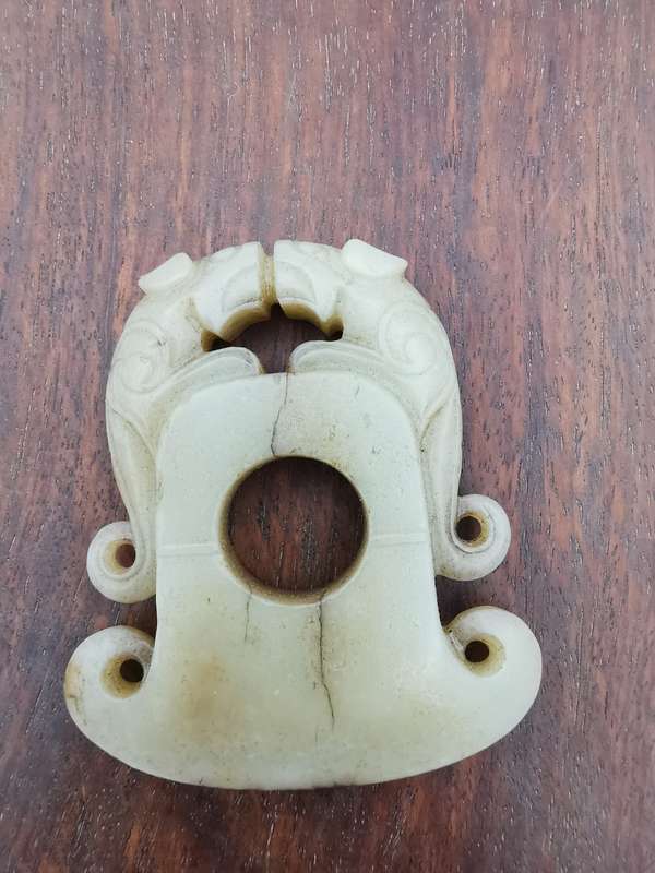 Antique Chinese Late 19th century Hotan jade carving