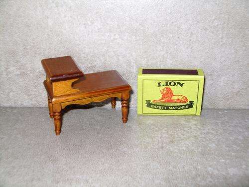 Doll House Miniature 1/12 Scale Telephone Table