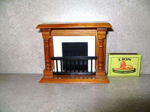 Doll House Miniature 1/12 Scale Fireplace