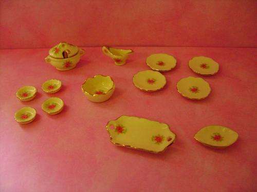 Doll house miniature 1/12 scale Porcelain dinner set 15 items.
