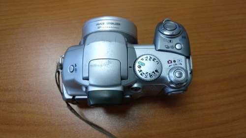 Canon Powershot S2 IS 5MP 12X zoom