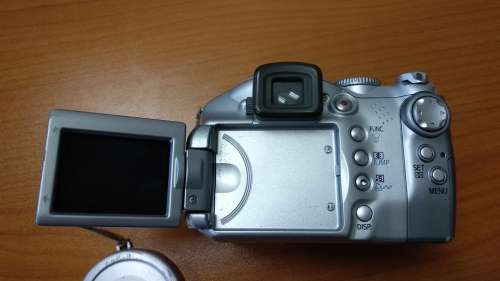 Canon Powershot S2 IS 5MP 12X zoom