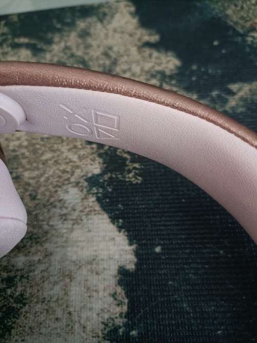 PS4 wireless headset