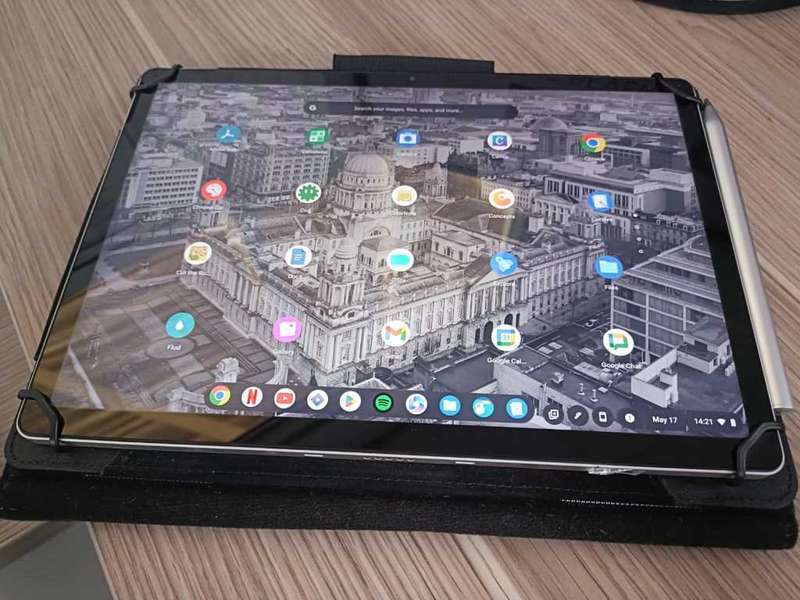 HP Chromebook x2 11-da0023dx 11-inch Touchscreen Notebook Tablet