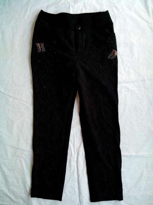 STUNNING BLACK PANTS WITH BLING!
