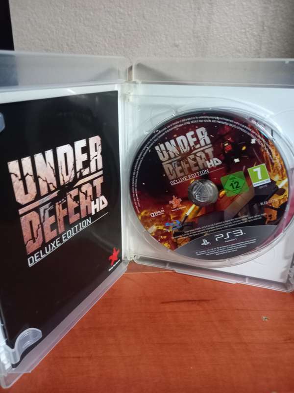 Under Defeat HD Deluxe Edition