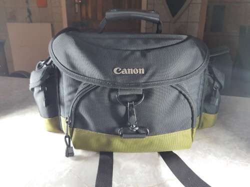 Canon 60D + Bag