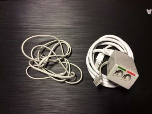TP LINK EXTENDER 300 Mbps Universal Wi-Fi Range Extender & Ethernet Cabal and Adsl splitter