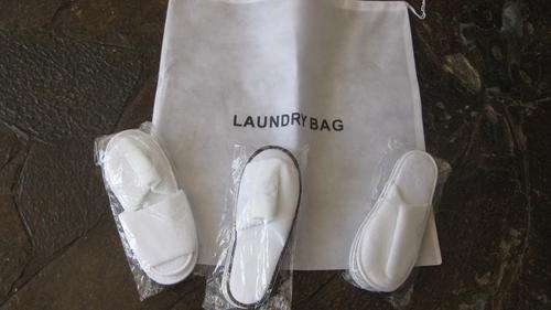 CLOSED TOE SLIPPERS