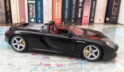 Porsche Carrera GT 1/18 AUTOart