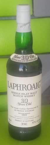OLD BOTTLING 10 YO LAPHROAIG SINGLE MALT SCOTCH WHISKY