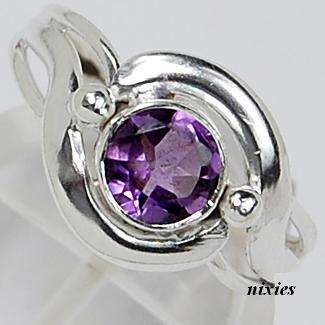 STYLISH PURE 925 STERLING SILVER AMETHYST SOLITAIRE RING - SIZE 6.5(N)