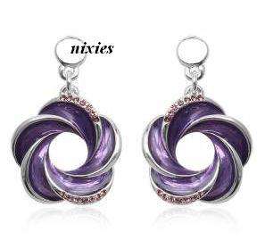 **NEW** GORGEOUS PURPLE DANGLING EARRINGS