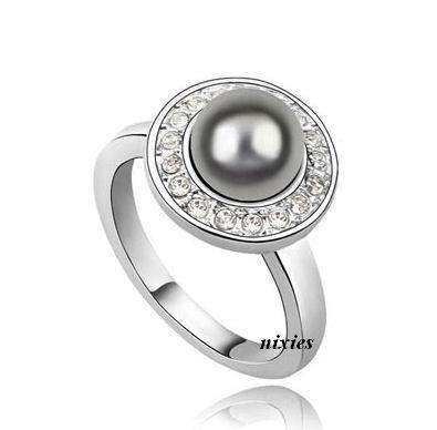 ELEGANT BLACK PEARL RING - SIZE 8(Q)