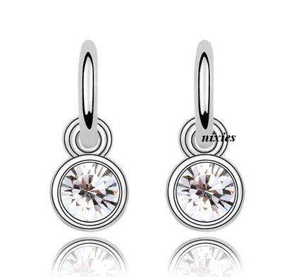 BEAUTIFUL SWAROVSKI DIAMOND DANGLING STUDS