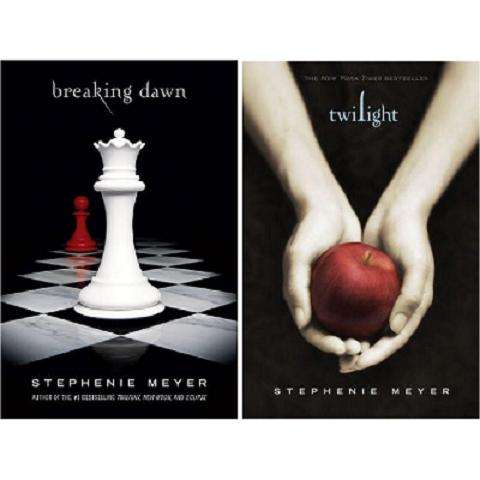 2 x NOVELS "TWILIGHT & BREAKING DAWN" BY STEPHENIE MEYER