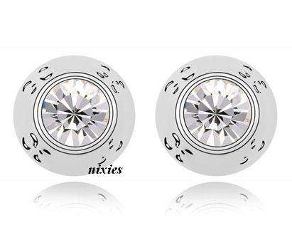 ATTRACTIVE SWAROVSKI DIAMOND EARRING STUDS