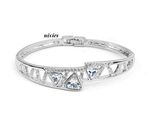 **NEW** EXQUISITE SWAROVSKI DIAMOND BANGLE