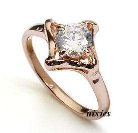 **NEW** BEAUTIFUL DIAMOND CZ SOLITAIRE RING - SIZE 6(M)