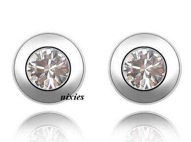 GORGEOUS DAINTY DIAMOND SWAROVSKI EARRING STUDS
