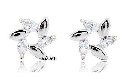 ADORABLE WHITE CZ EARRING STUDS