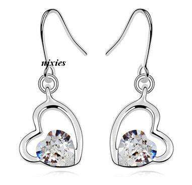 **NEW** SWAROVSKI DIAMOND HEART EARRINGS