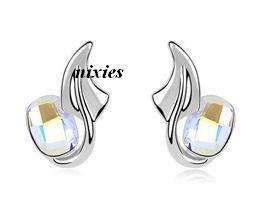 GORGEOUS AB SWAROVSKI STUDS