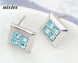 **NEW** SPARKLING BLUE TOPAZ SWAROVSKI EARRINGS