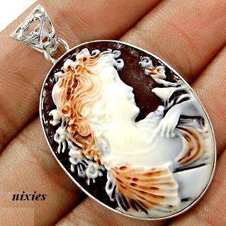 ADORABLE CARVED LADY CAMEO IN SOLID 925 STERLING SILVER