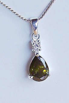 CHARMING STERLING SILVER PENDANT