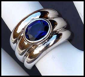 OUTSTANDING BLUE SAPPHIRE RING - SIZE 9(S)