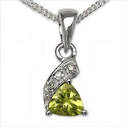 ELEGANT 0.48CTW PERIDOT & DIAMOND PENDANT ON CHAIN
