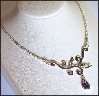 BEAUTIFUL 925 STERLING SILVER NECKLACE