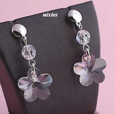 CLEAR WHITE SWAROVSKI CRYSTAL DANGLING EARRINGS