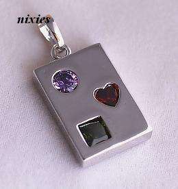 LOVELY WHITE GOLD MULTI-STONE PENDANT