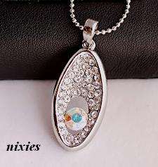 BEAUTIFUL AB SWAROVSKI CRYSTAL PENDANT on chain