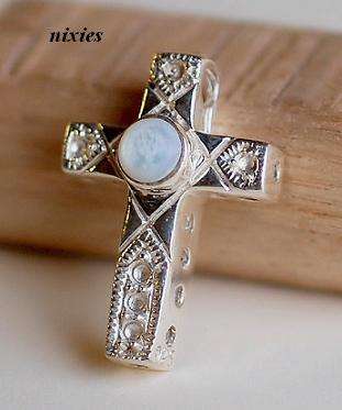 ADORABLE STERLING SILVER CROSS WITH MOONTSTONE