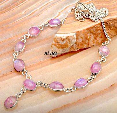 FEMININE STERLING SILVER PINK MOONSTONE NECKLACE