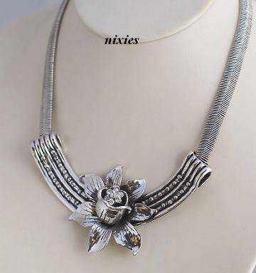 CHUNKY CZ FLOWER TIBETAN SILVER CHOKER NECKLACE