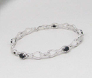 LOVELY BLACK SAPPHIRE & DIAMOND BRACELET