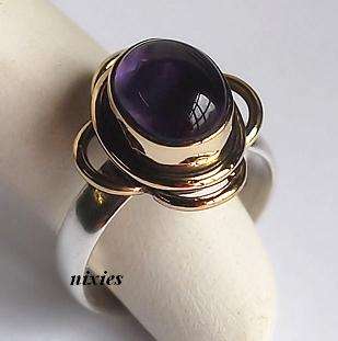 LOVELY TWO TONE AMETHYST RING - SIZE 6(M)