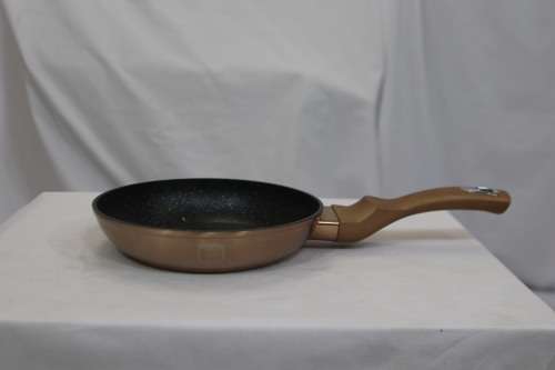 BERLINGER HAUS 24CM TITANIUM COATING FRY PAN - IROSE EDITION(SECOND HAND)