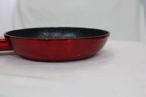 BERLINGER HAUS 24 CM MARBLE COATING FRY PAN - BURGUNDY METALLIC(SECOND HAND)