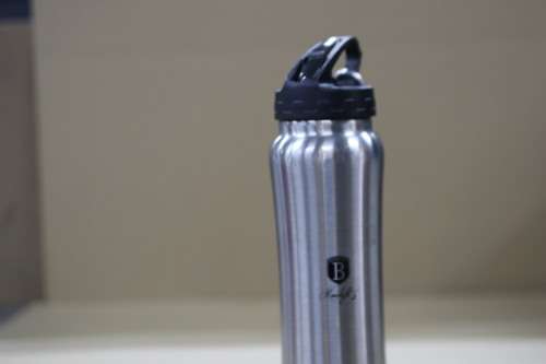 Berlinger Haus 500ml Carbon Pro Stylish Sport Flask Bottle -Carbon(Second hand)