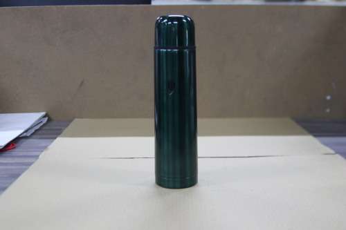 Berlinger Haus - 750ml Thick Walled Bottle Flask - Emerald (Second hand)