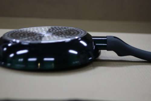 Berlinger Haus - 24 cm Marble Coated Fry Pan - Emerald (Second hand)