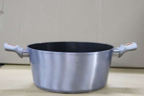BERLINGER HAUS 28CM MARBLE COATING CASSEROLE - MOONLIGHT EDITION(SECOND HAND)(NO LID)
